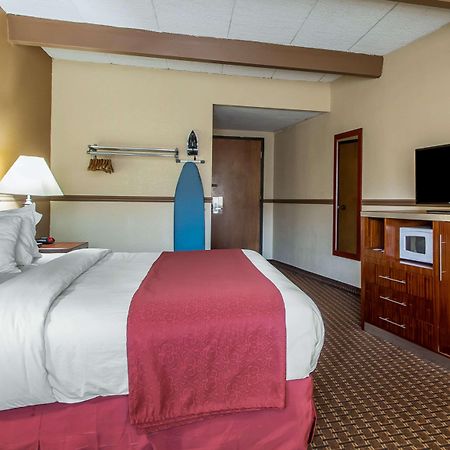 Quality Inn East Dubuque Kültér fotó