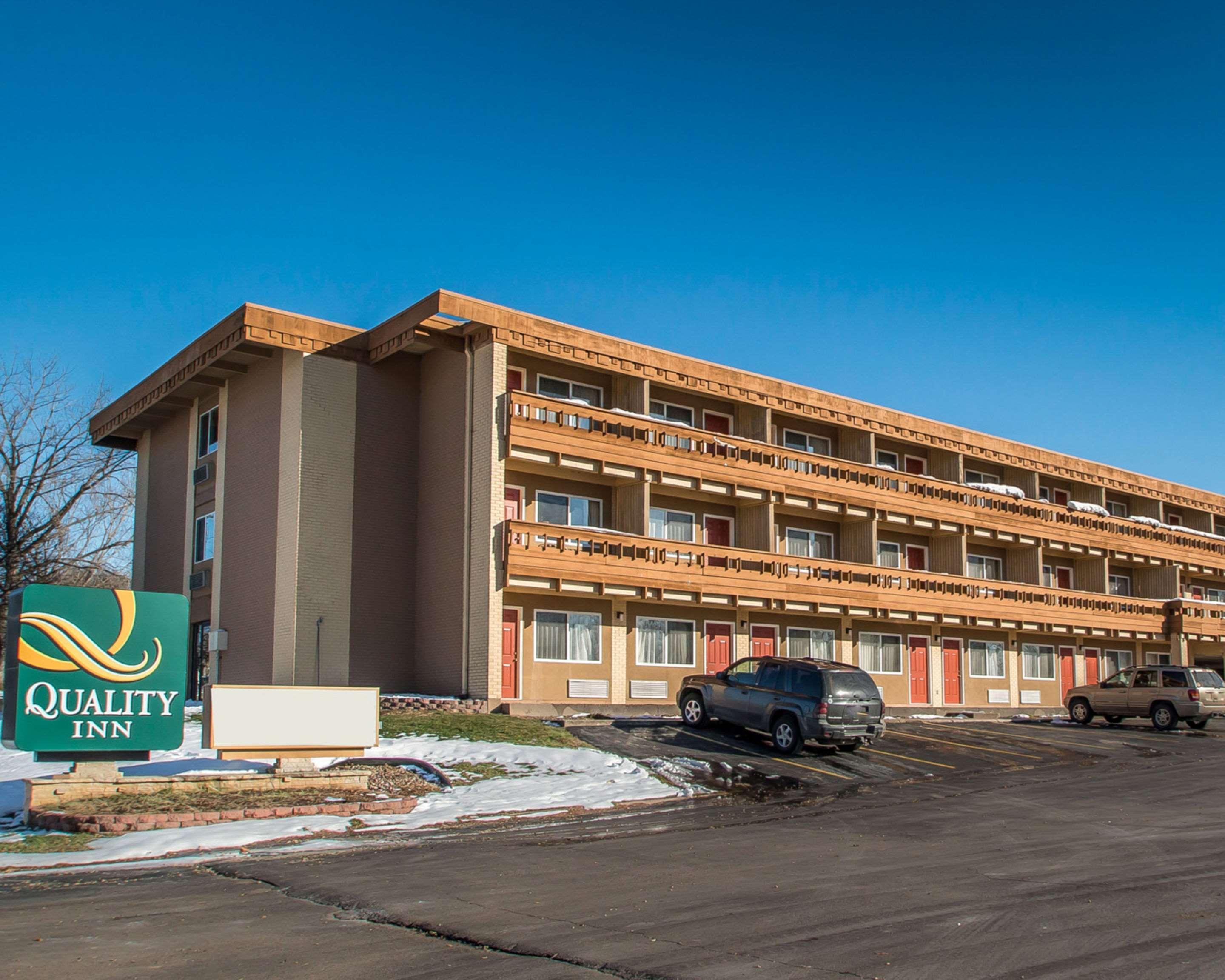 Quality Inn East Dubuque Kültér fotó