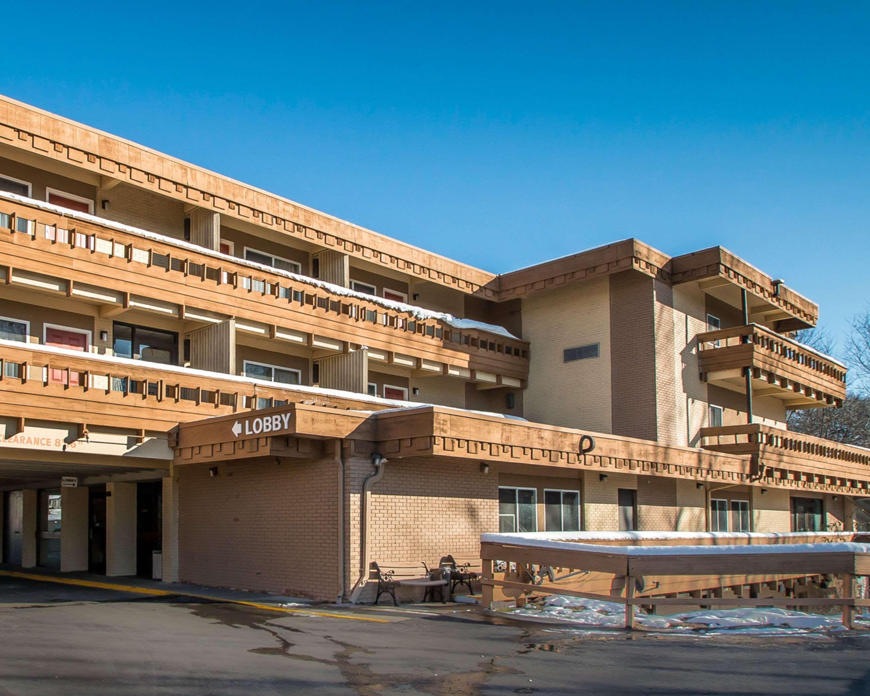 Quality Inn East Dubuque Kültér fotó