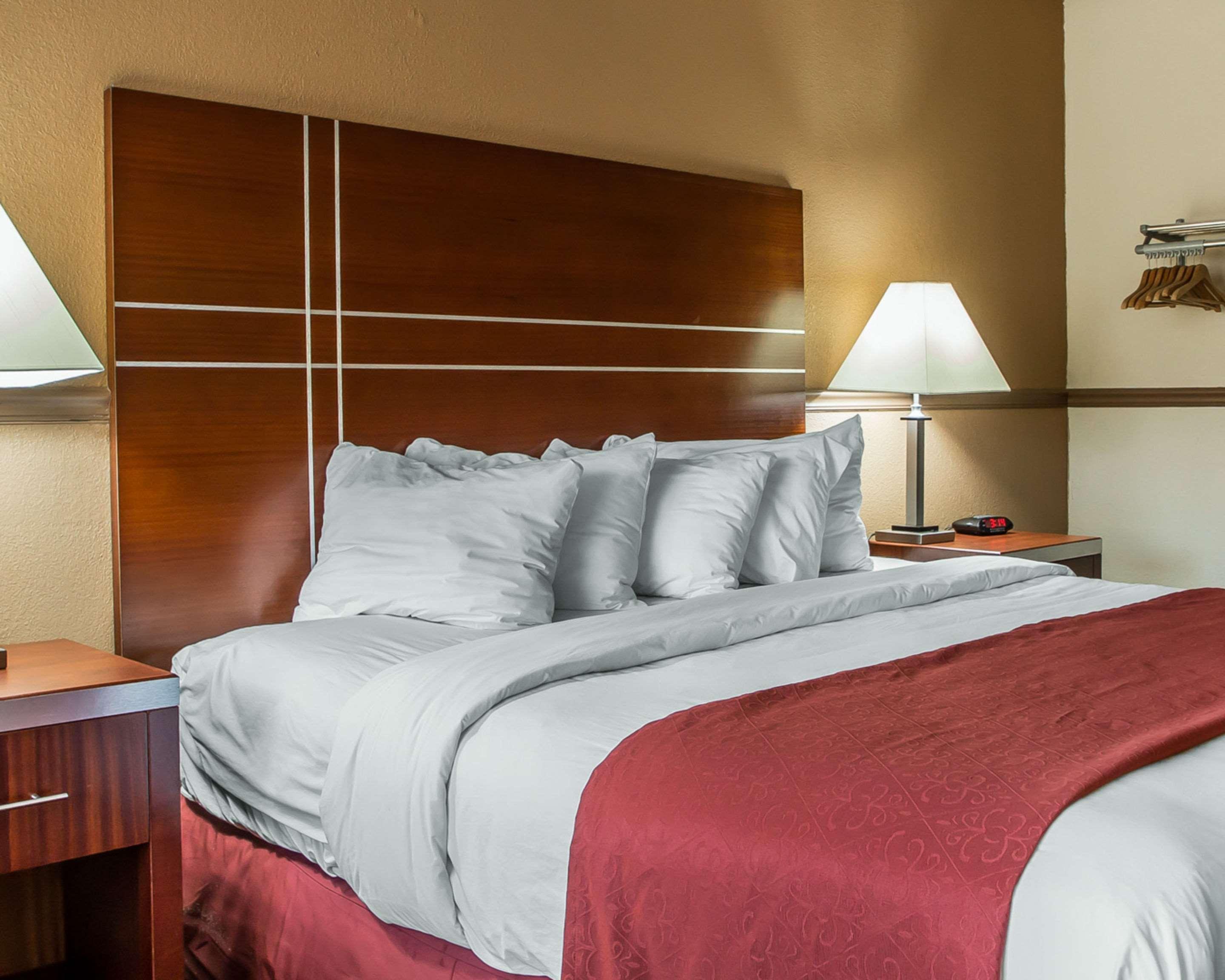 Quality Inn East Dubuque Kültér fotó